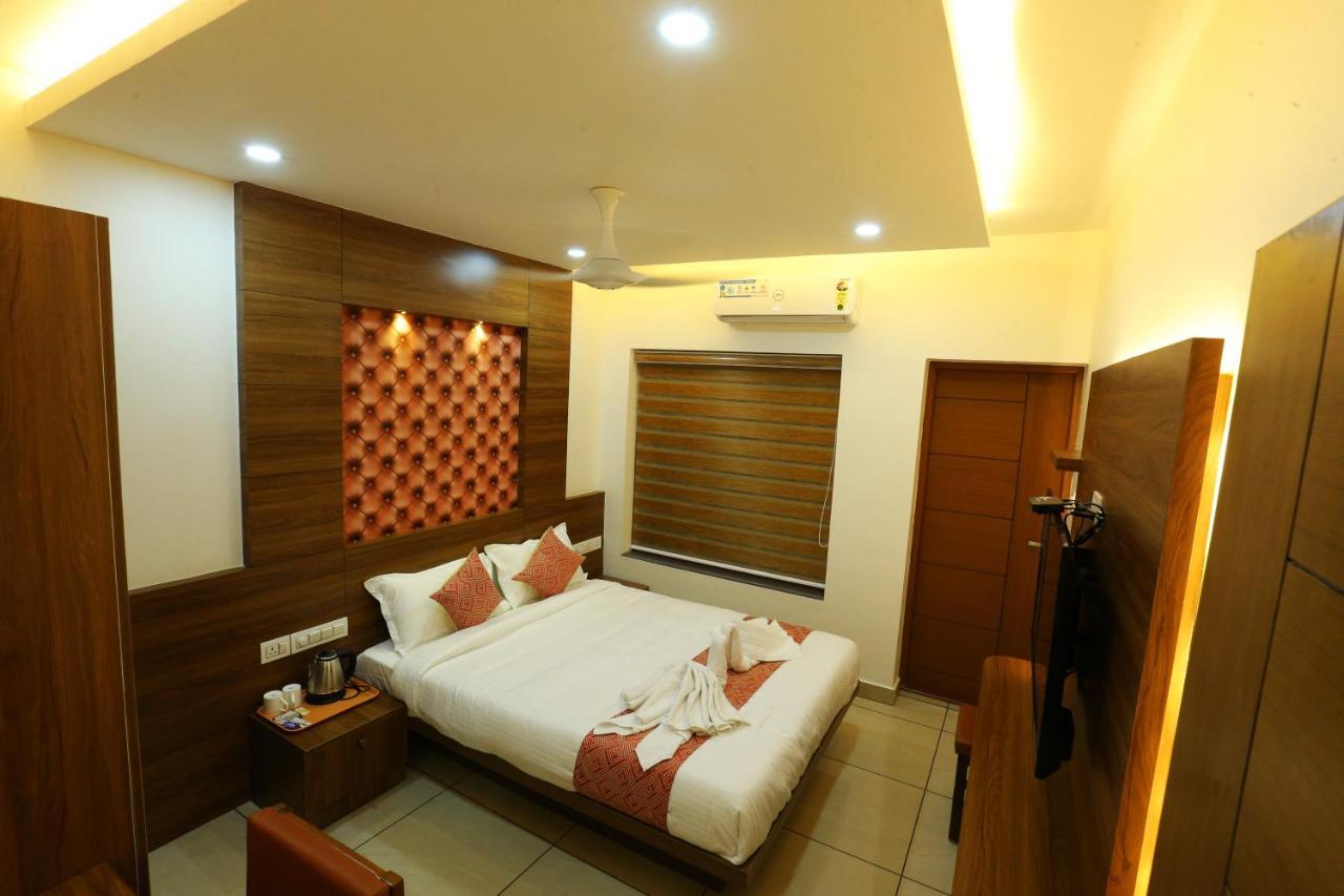 Ahlan Luxury Rooms Kochi Bagian luar foto