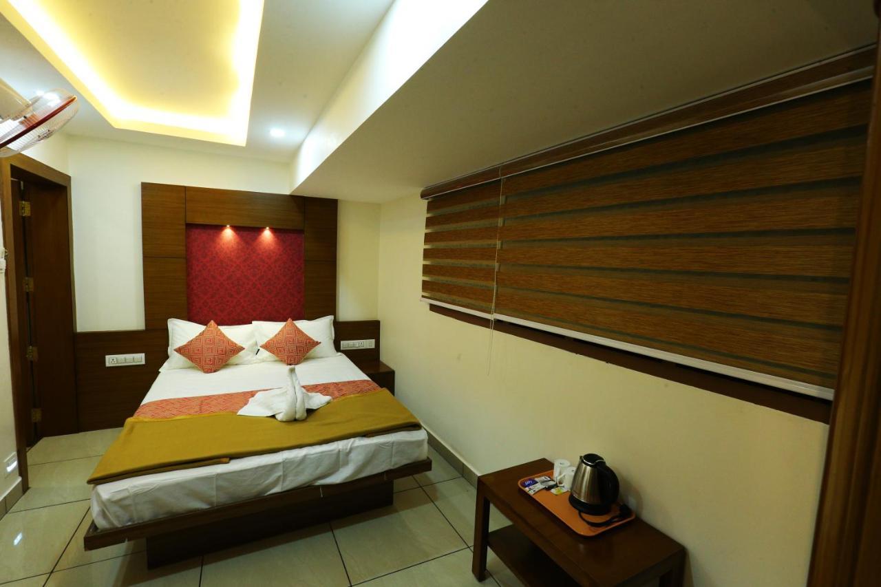 Ahlan Luxury Rooms Kochi Bagian luar foto