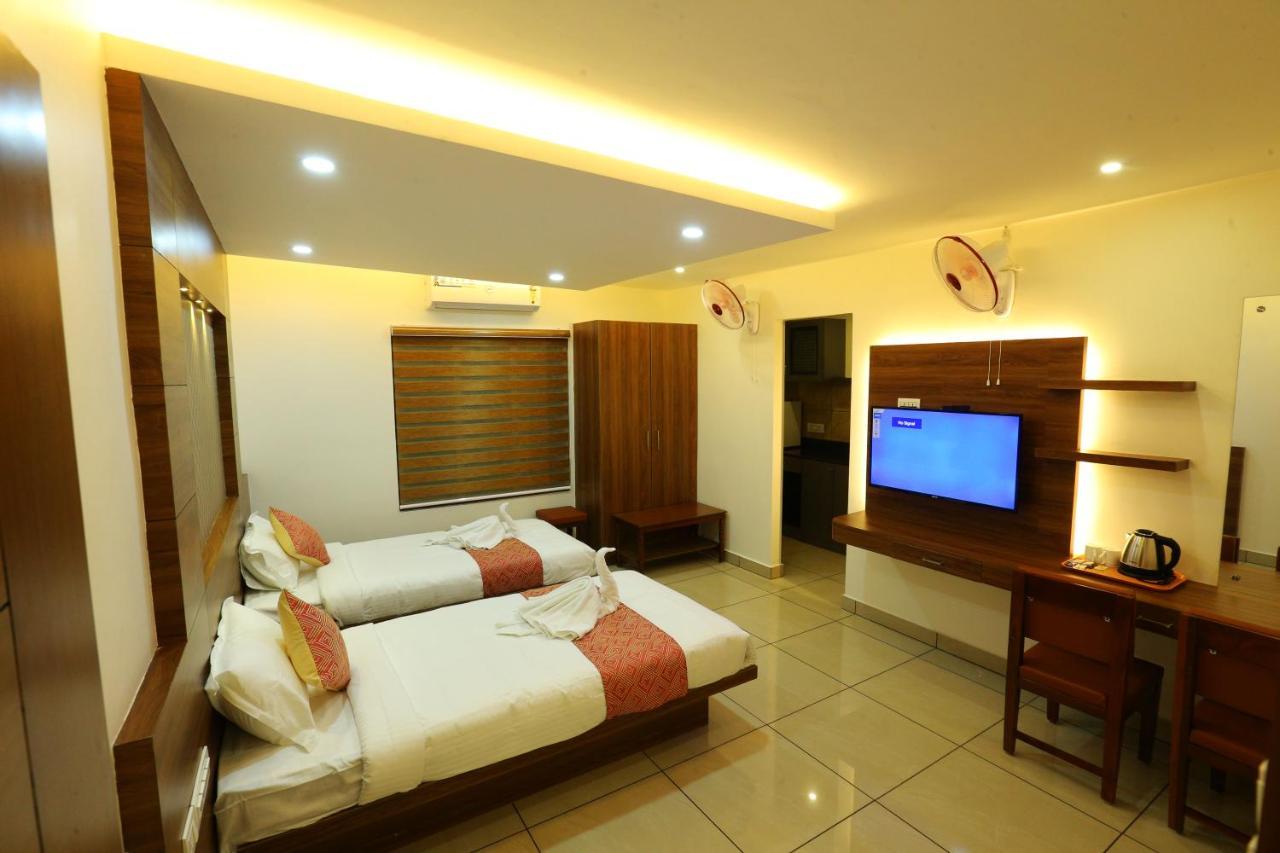 Ahlan Luxury Rooms Kochi Bagian luar foto